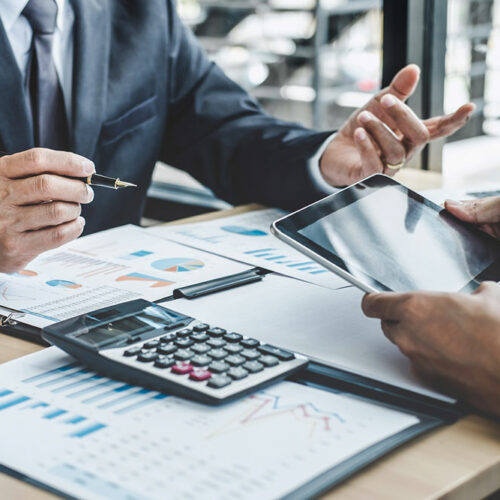 6 tips to find the right finance company for a business